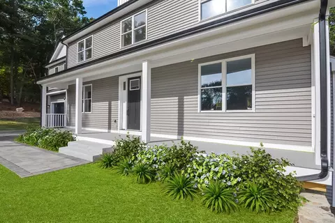7 Danforth Dr, Holliston, MA 01746 photo 2