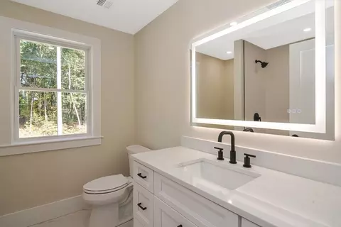 7 Danforth Dr, Holliston, MA 01746 photo 36