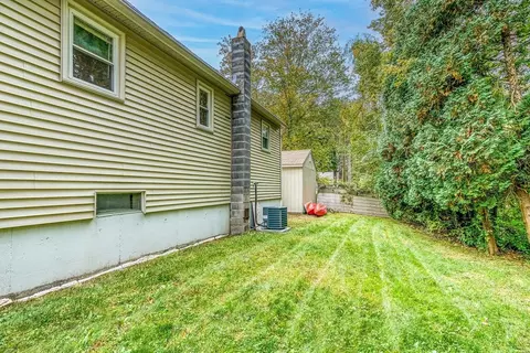 2 Breton Rd, Upton, MA 01568 photo 36