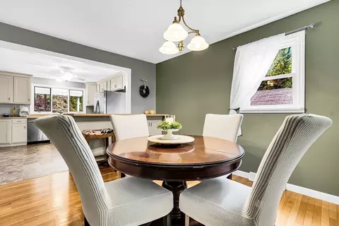 2 Breton Rd, Upton, MA 01568 photo 13