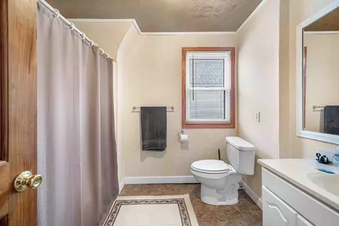 403 Allen St, Springfield, MA 01118 photo 17