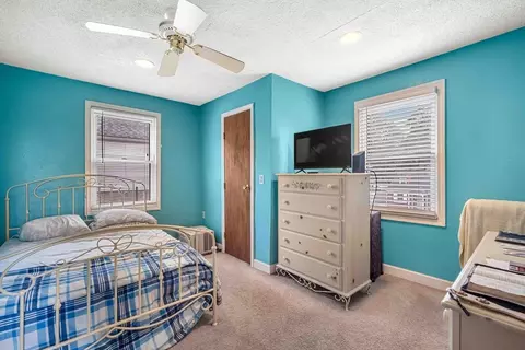 403 Allen St, Springfield, MA 01118 photo 18