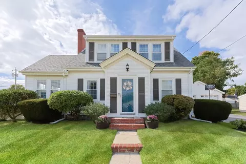 85 Wyola, Swansea, MA 02777