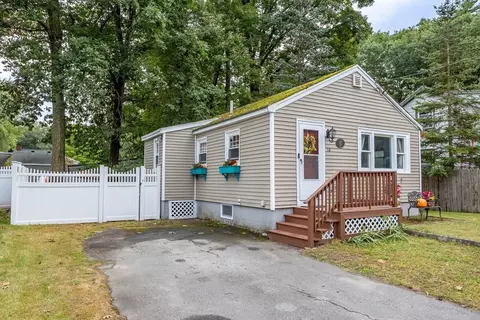 14 Trails End Rd, Westford, MA 01886