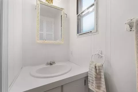 131 Jupiter Cir, Wareham, MA 02576 photo 16