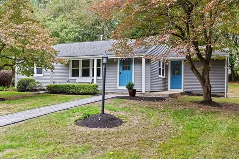 140 Winter St, Hanson, MA 02341