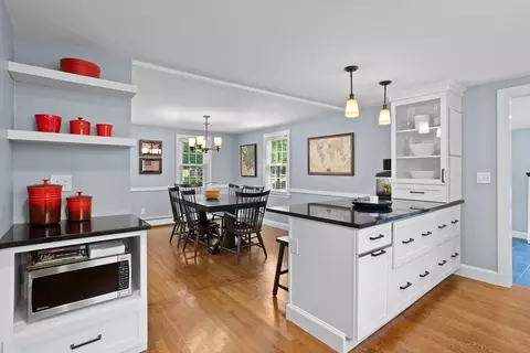 97 Concord Rd, Acton, MA 01720 photo 5