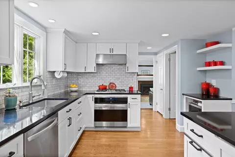 97 Concord Rd, Acton, MA 01720 photo 6