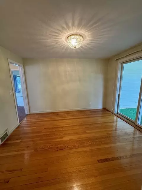 80 Jeffrey Rd, Springfield, MA 01119 photo 11