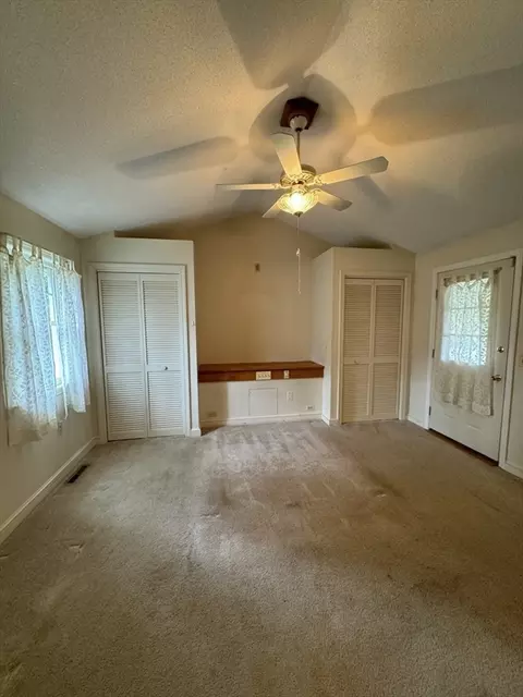 80 Jeffrey Rd, Springfield, MA 01119 photo 17