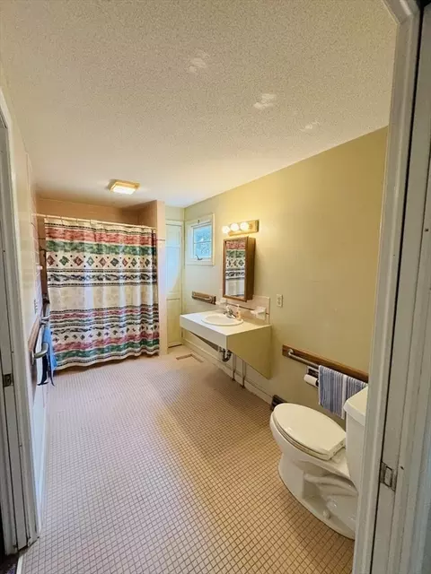 80 Jeffrey Rd, Springfield, MA 01119 photo 20