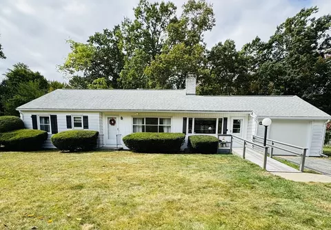 80 Jeffrey Rd, Springfield, MA 01119