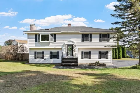 8 Forest Park Ave, Tyngsborough, MA 01879