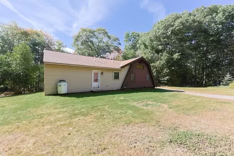 92 E Charlton Rd, Spencer, MA 01562 photo 27
