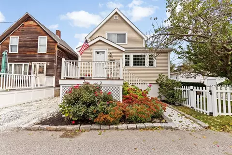16 Caldwell St, Weymouth, MA 02191