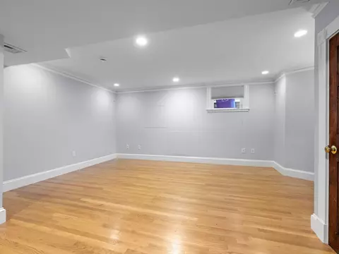 741 E Fifth St, Boston, MA 02127 photo 30