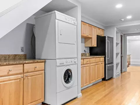 741 E Fifth St, Boston, MA 02127 photo 25