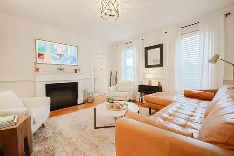 Living - 643 E Central St, Franklin, MA 02038 photo 3 of 4