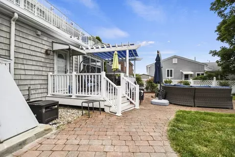 17 Wallace Rd, Lynn, MA 01902 photo 32
