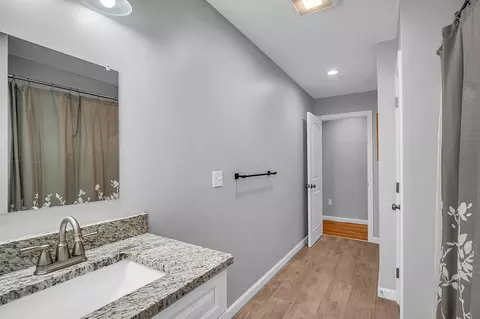 Entry Way - 171 Clearbrook Dr, Springfield, MA 01118 photo 4 of 5