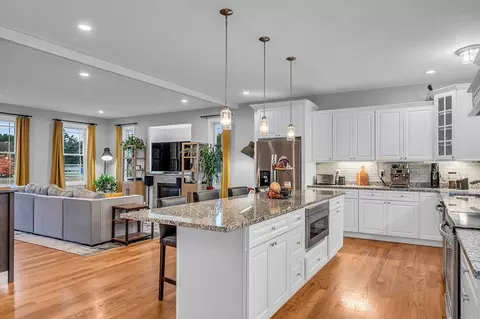 Kitchen - 171 Clearbrook Dr, Springfield, MA 01118 photo 2 of 2