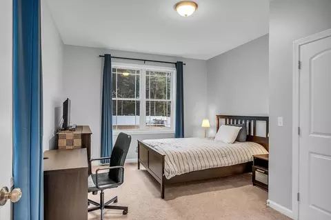 Bedroom - 171 Clearbrook Dr, Springfield, MA 01118 photo 1 of 6
