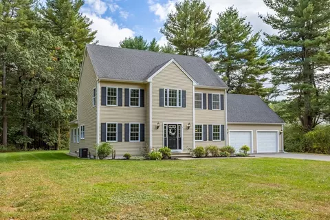 3 Gilson Rd, Littleton, MA 01460