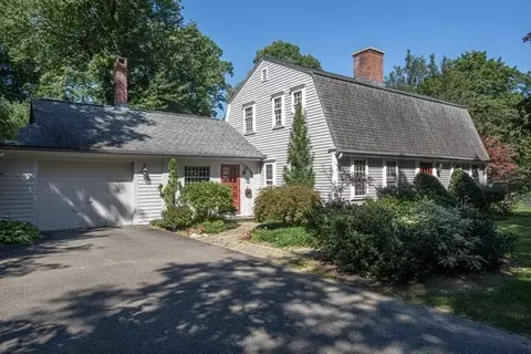 69 Fox Farms Rd, Northampton, MA 01062