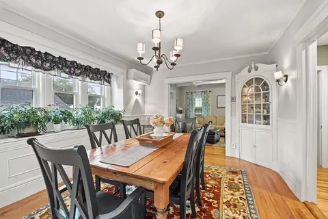 Dining - 37 Rollinson Rd, Worcester, MA 01606 photo 2 of 3