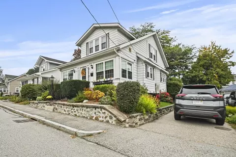 Exterior - 37 Rollinson Rd, Worcester, MA 01606 photo 3 of 15