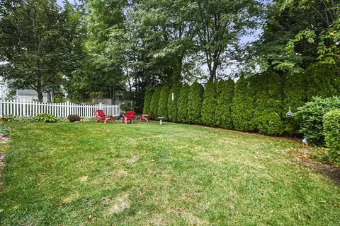 Exterior - 37 Rollinson Rd, Worcester, MA 01606 photo 9 of 15