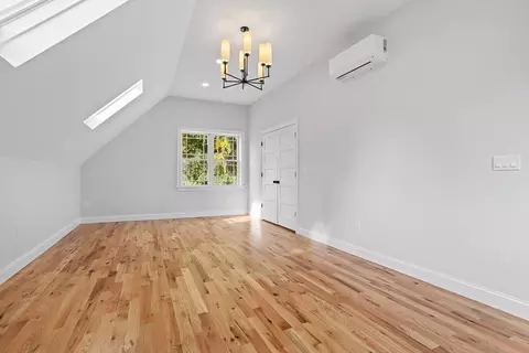 Bedroom - 42 Park St, Pepperell, MA 01463 photo 1 of 6