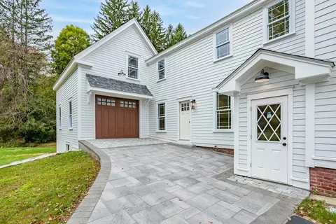 Exterior - 42 Park St, Pepperell, MA 01463 photo 4 of 6