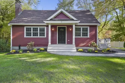 11 Glen St, Westborough, MA 01581