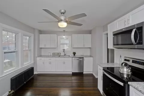 35 Montclair St, Springfield, MA 01104 photo 8