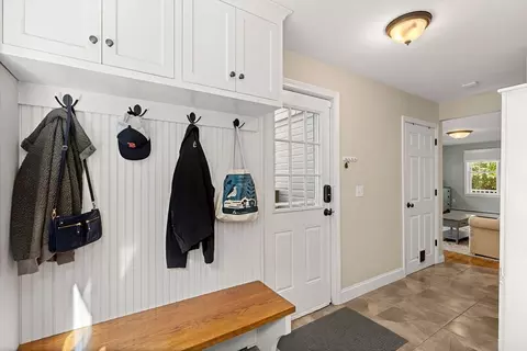 9 Gardner St, Beverly, MA 01915 photo 18