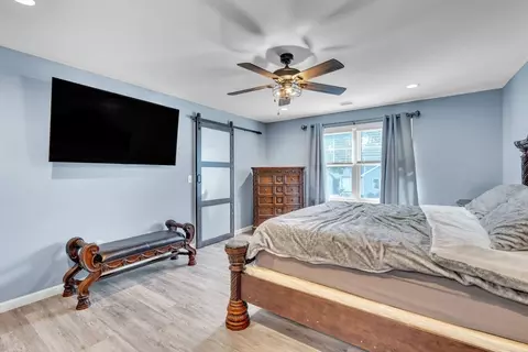 Bedroom - 170 Rolf Ave, Chicopee, MA 01020 photo 4 of 6