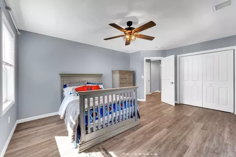 Bedroom - 170 Rolf Ave, Chicopee, MA 01020 photo 2 of 6