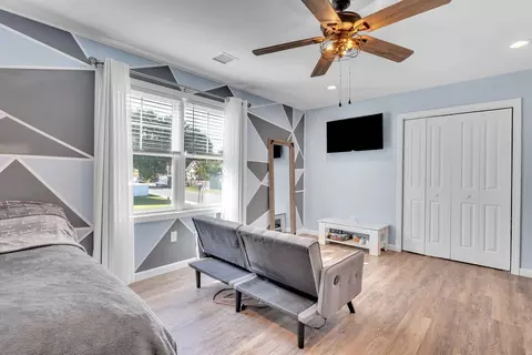 Bedroom - 170 Rolf Ave, Chicopee, MA 01020 photo 6 of 6