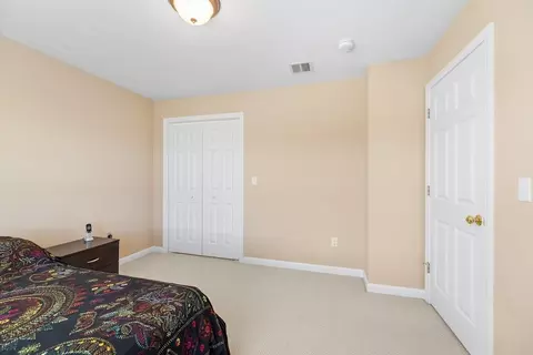 Bedroom - 10 Fatima Ln, Worcester, MA 01606 photo 6 of 8