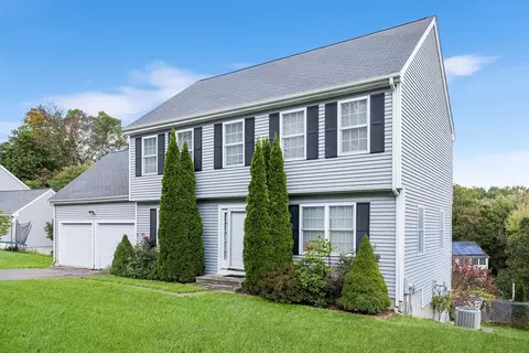Exterior - 10 Fatima Ln, Worcester, MA 01606 photo 3 of 4