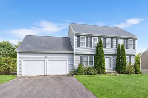 Exterior - 10 Fatima Ln, Worcester, MA 01606 photo 2 of 4