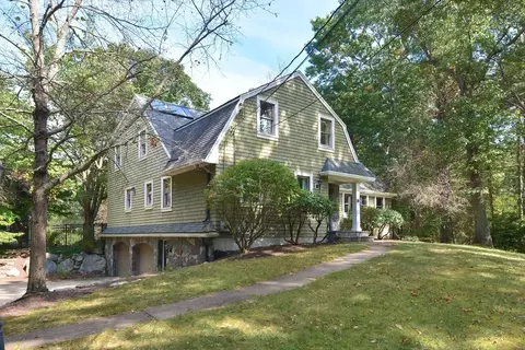 40 Grove St, Norfolk, MA 02056