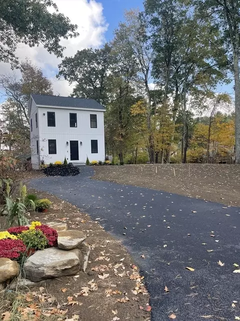 7 Dakota Trl, Rutland, MA 01543