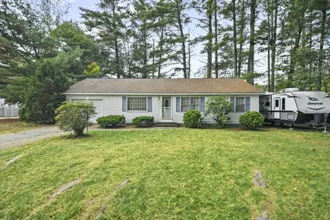 54 Horse Pond Rd, Shirley, MA 01464