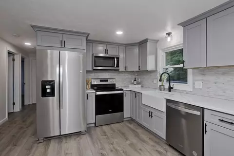 Kitchen - 151 Fox Hill Rd, Springfield, MA 01118 photo 2 of 8
