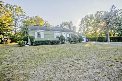 Exterior - 151 Fox Hill Rd, Springfield, MA 01118 photo 1 of 8