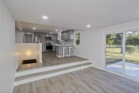 Other - 151 Fox Hill Rd, Springfield, MA 01118 photo 4 of 10
