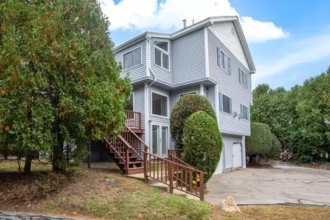 202 Algonquin Trl #202, Ashland, MA 01721