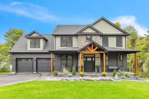 16 Woodland Cir, Ludlow, MA 01056